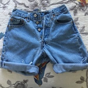 High Waisted Levi Shorts