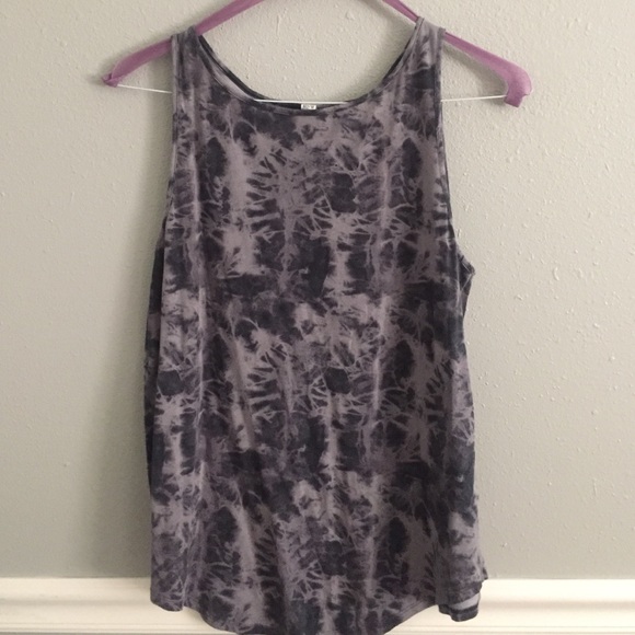 Dark gray tie dye workout tank!