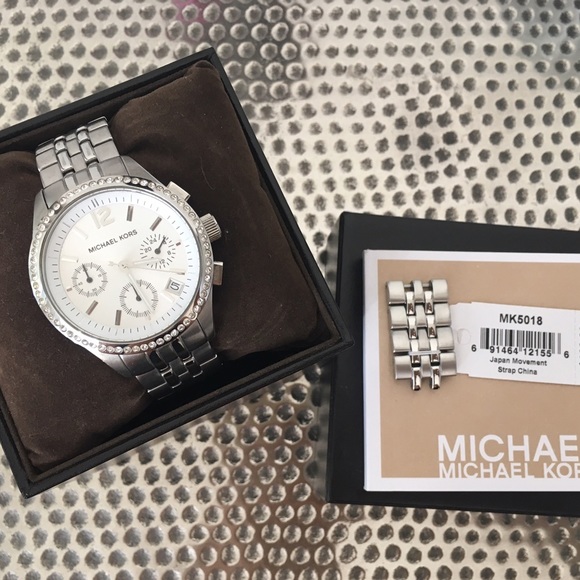 Michael Kors Accessories - 100% AUTHENTIC Michael Kors Watch