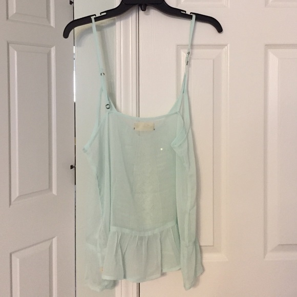 Summer top - Picture 2 of 2