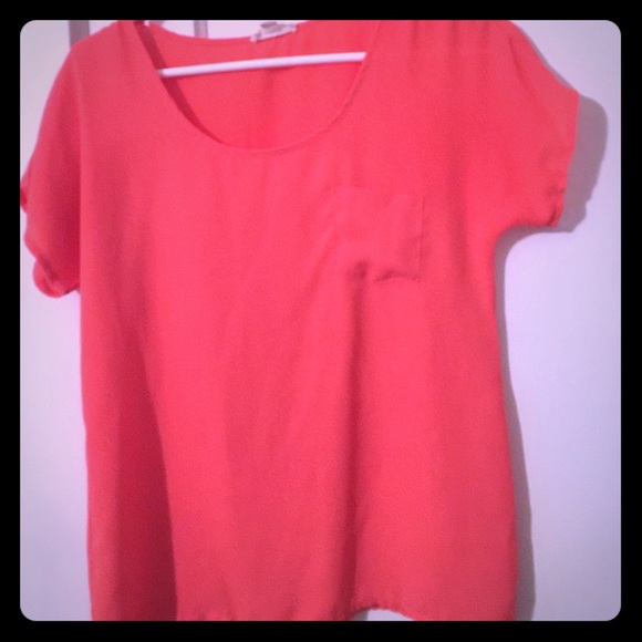 Bright orange/pink short sleeve