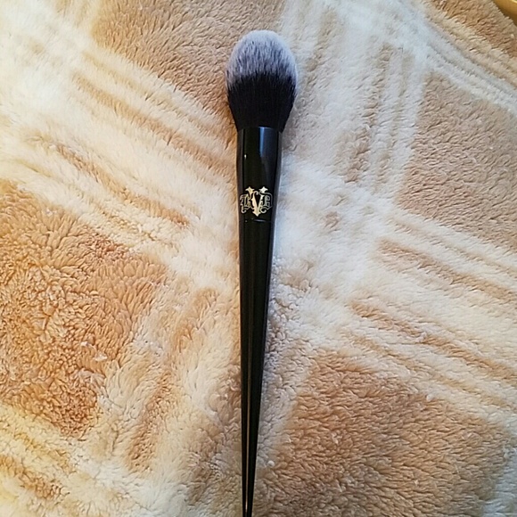 Kat Von D Setting Powder Brush #20