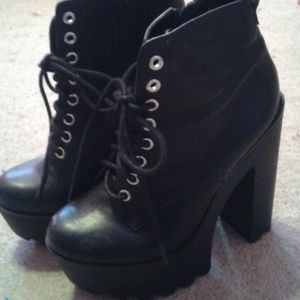 5 inch black platform heels