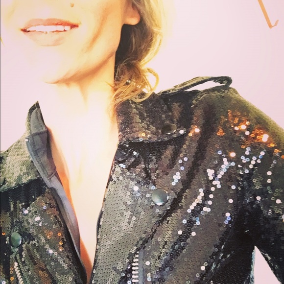 Sparkly Sequined Black Jacket⚡️FREE GFT W PURCHASE - Picture 2 of 4