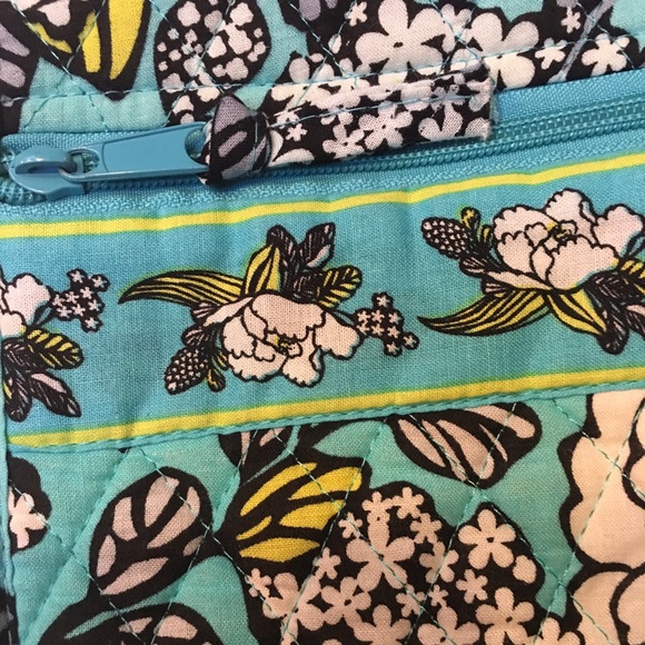 Mini Beautiful Crossbody Hipster NEW - Picture 4 of 4