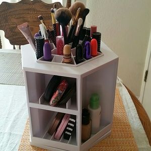Spinning makeup organizer makeup not included