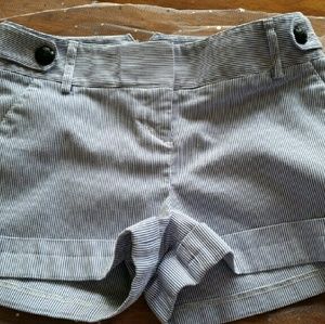 Express Cute shorts