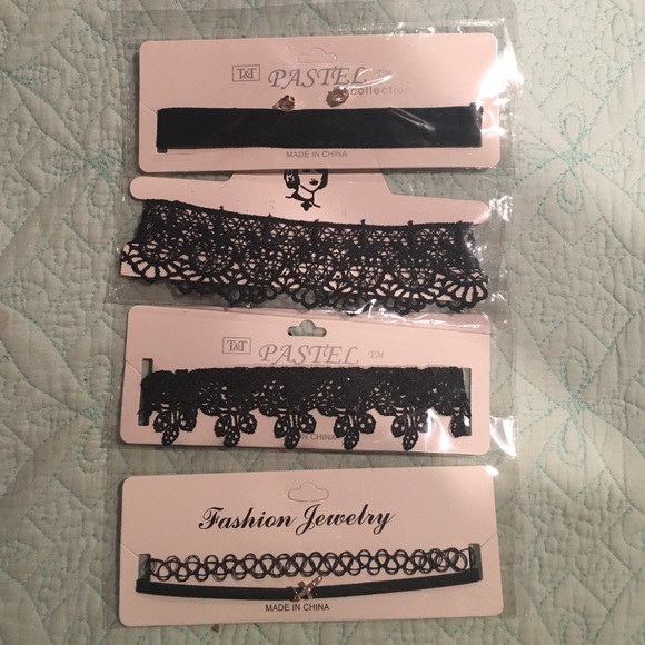 Chokers - Picture 3 of 4