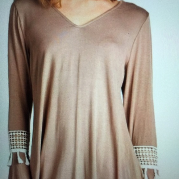 Long Bell Sleeve With Detail Tunic - Picture 2 of 4