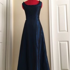 Beautiful evening gown. EUC Worn Once.