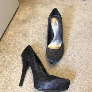 Carlos Santana Black Leopard Heels