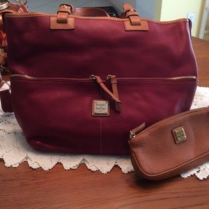 Dooney & Bourke Pocketbook