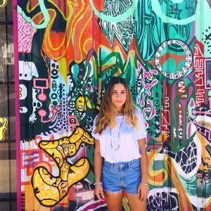 Meet your Posher, Lila