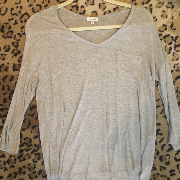 Splendid grey top