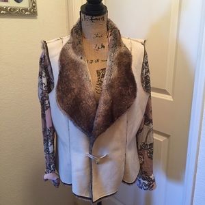 Coldwater Creek luxurious faux fur and suede vest.