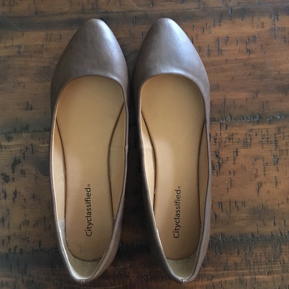 Brown flats