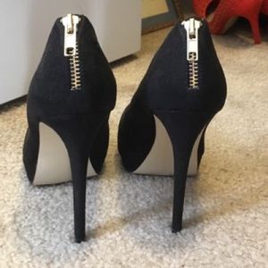 Black sexy velvet thin high heels