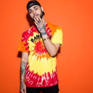 Meet your Posher, Scarlet