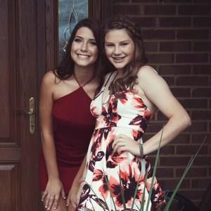 Meet your Posher, Hayley