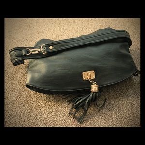 Aldo conversion shoulder slouch bag.