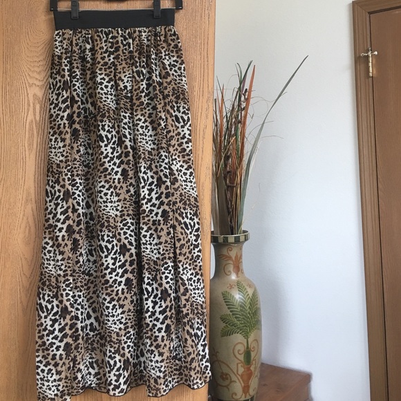 Women's Leopard Print Maxi Skirt