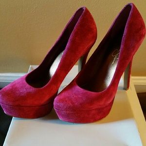 Jessica Simpson Pumps