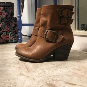Lucky brand boots