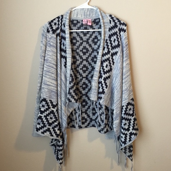 Sweaters - Pretty blue drape sweater cardigan