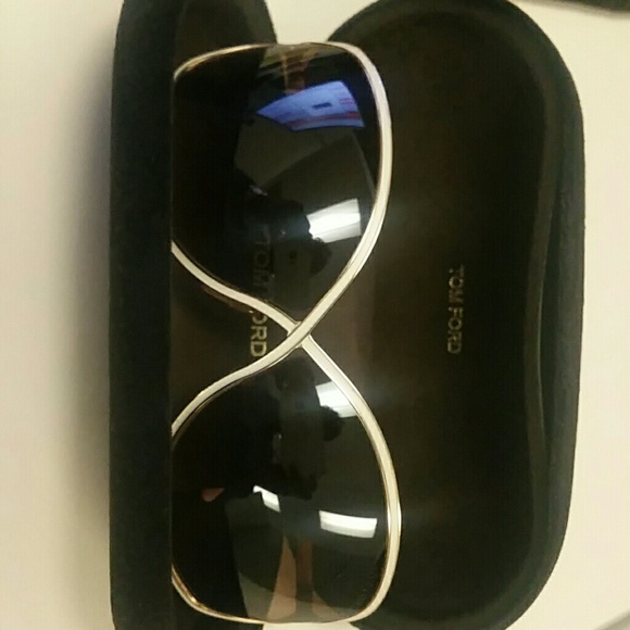 Tom Ford Sunglasses - Picture 1 of 3