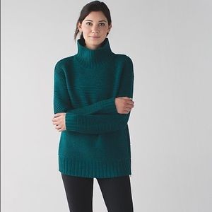 Lululemon sweater
