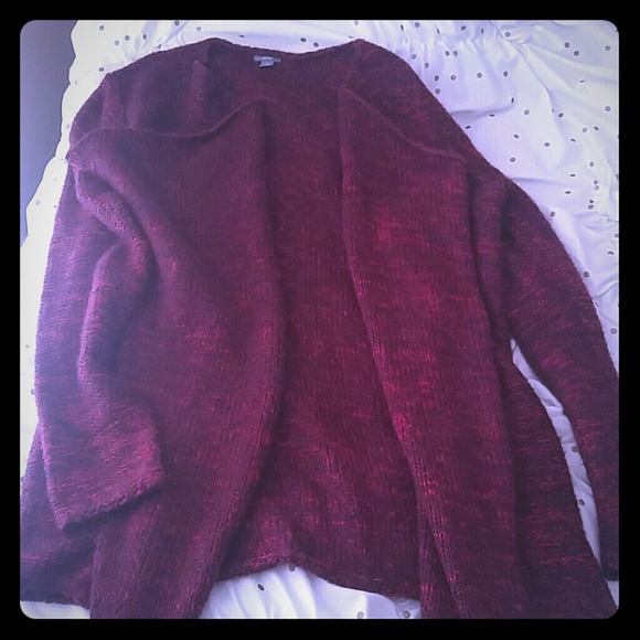 Size L maroon area sweater