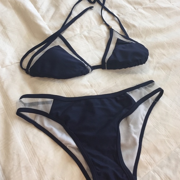 coulbourne look alike bikini