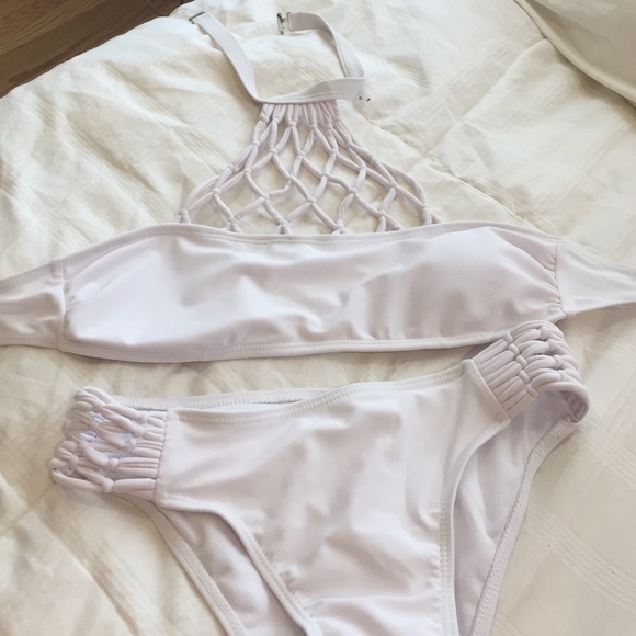 san lorenzo/mikoh look alike