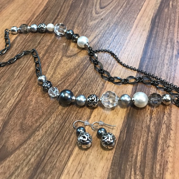 Brighton Collectibles long necklace and earrings