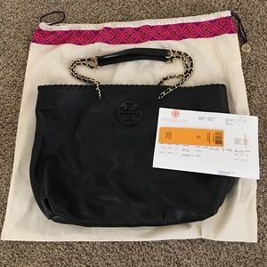 Tory Burch Marion East West Tote (Black)