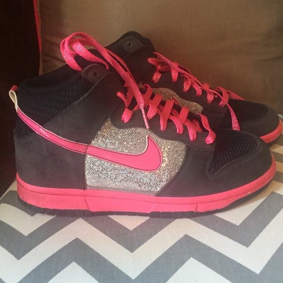 NIKE black, pink, glitter, & gray kicks. NEW
