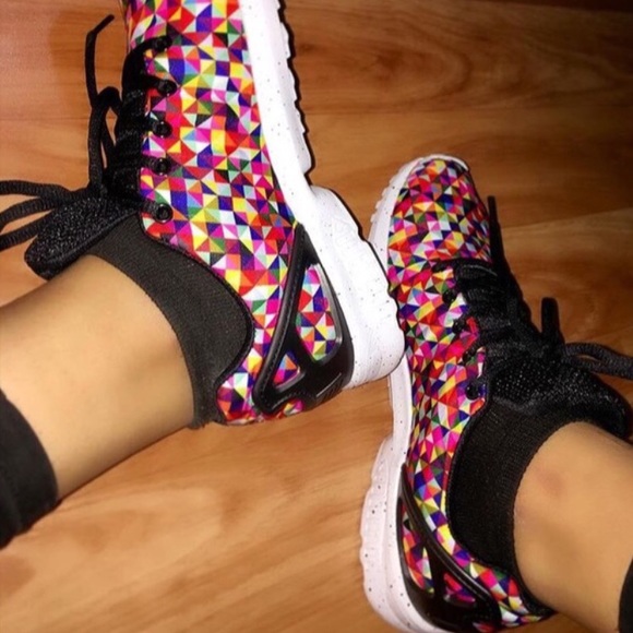 Multicolored kicks 🎋