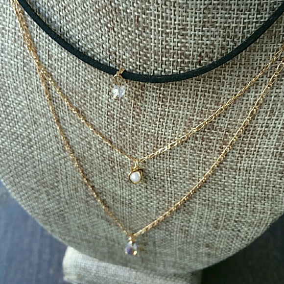 Jewelry - Delicate layer black choker necklace