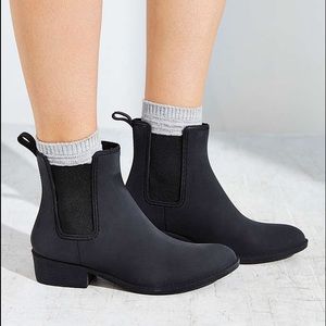 Jeffrey Campbell matte black "stormy" boots