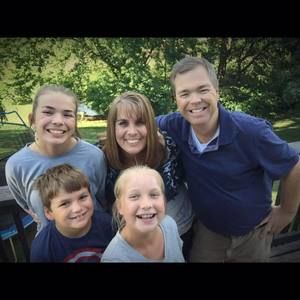 Meet your Posher, Leslie