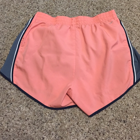 Nike shorts - Picture 2 of 2