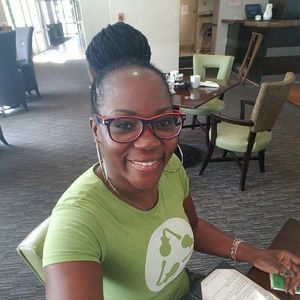 Meet your Posher, Diana