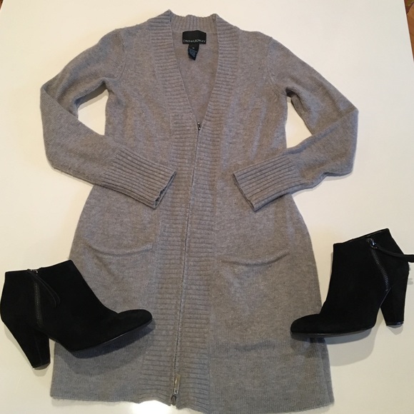 Cynthia Rowley Sweaters - Sweater dress/long cardigan w/deep v-neck.