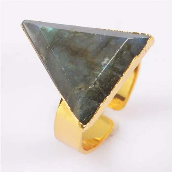 Labradorite Stone Triangle Ring - Picture 1 of 1