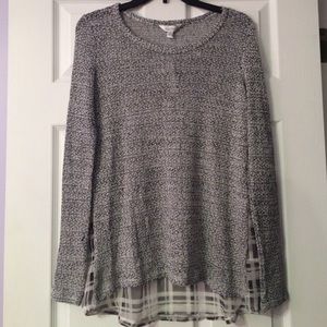 Charming Charlie long sleeve sweater