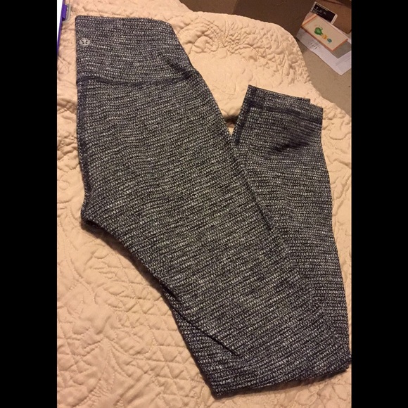 Lululemon herringbone high waisted leggings size 4