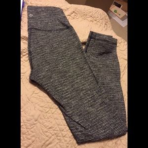 Lululemon herringbone high waisted leggings size 4