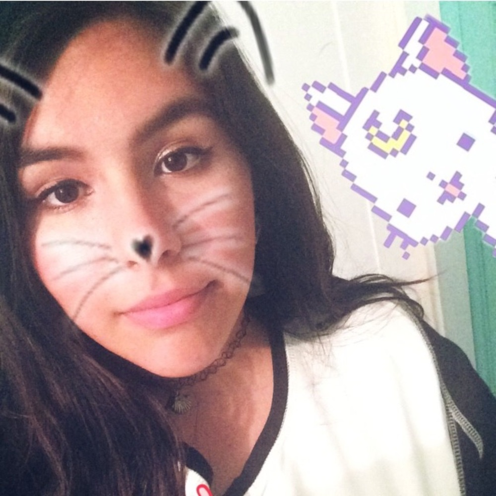 Meet your Posher, Caroline