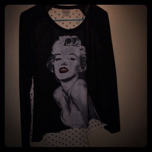 Marilyn Monroe brand top