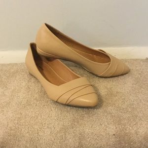 Tan Pointed-toe Flats